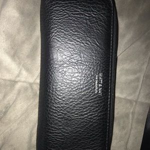 Matt & Nat zipper wallet
